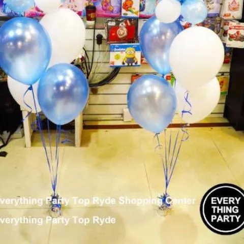 11" Qualatex Plain Latex Balloon - Round Pearl Azure Blue